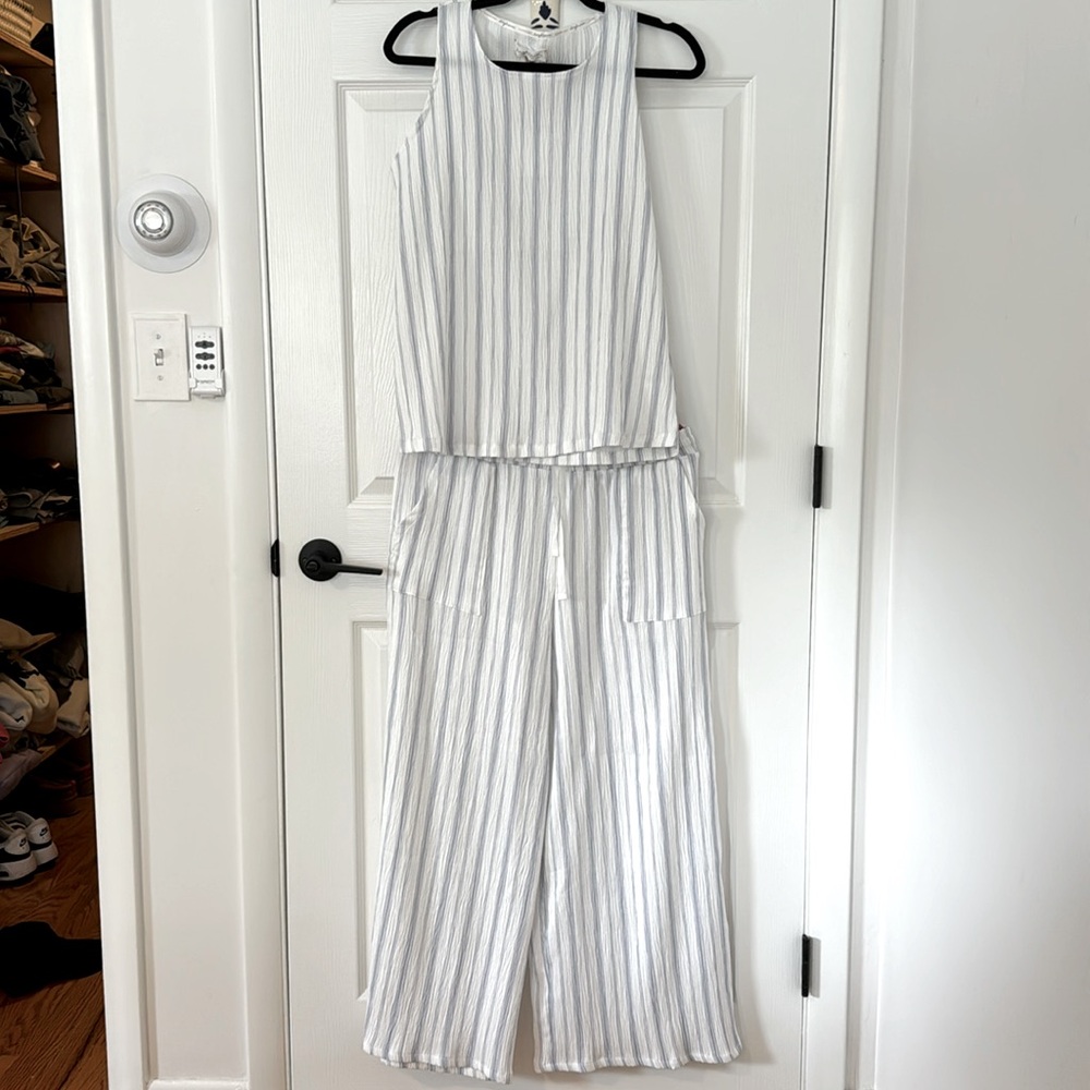 Large White and Blue Linen 2 Piece set